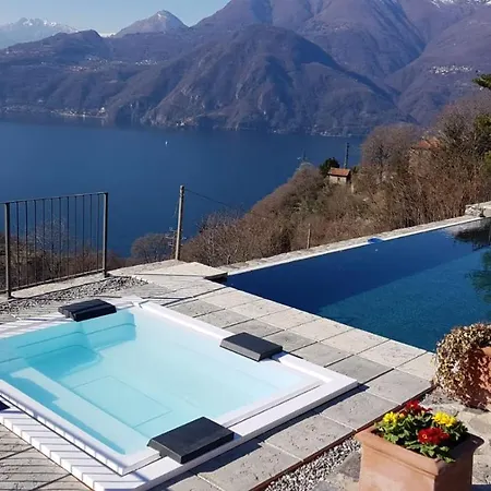 Silvi Piscina Sauna E Hot Tub Couette-café
