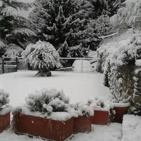 Couette-café Silvi Piscina Sauna E Hot Tub