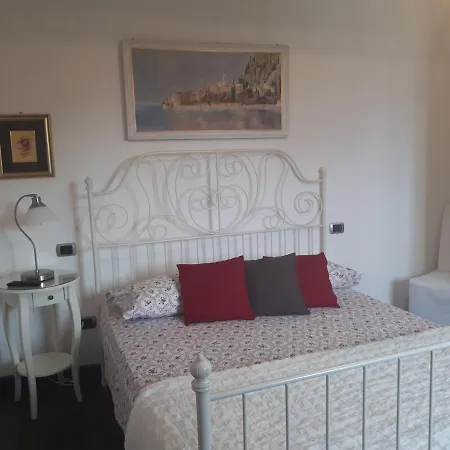 Silvi Piscina Sauna E Hot Tub Bed & Breakfast 4*